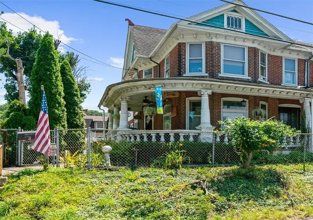 2nd image of 306 Emmaus Ave, Allentown City, PA 18103 | MLS# 781278