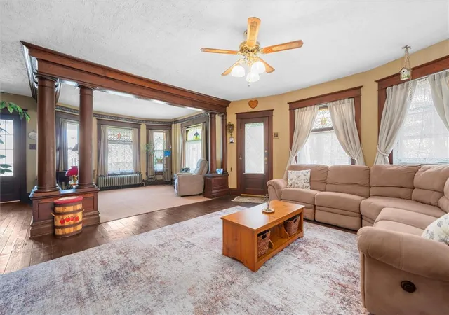 Photo 3 of Sale Pending at 306 E Emmaus Ave, Allentown, PA 18103 | MLS# 781278 | Listing updated on 2026-08-28