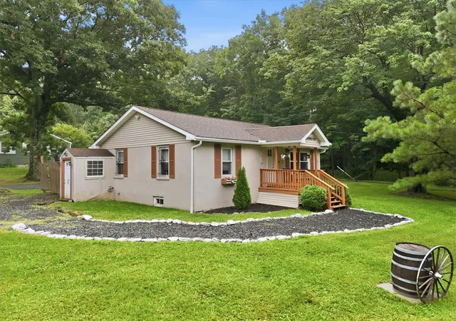 1st image of 332 Route 390, Paradise Twp, PA 18326 | MLS# 780437