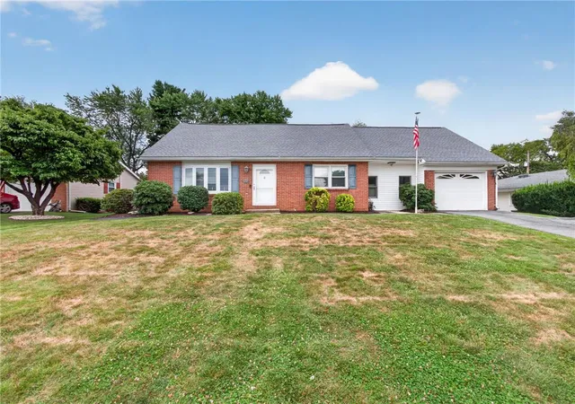 2nd image of 3046 Ridon Ct, Bethlehem, PA 18020 | MLS# 781295