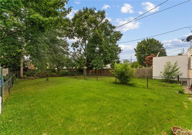 27th image of 1820 Pine, Norristown, PA 19401 | MLS# 781307