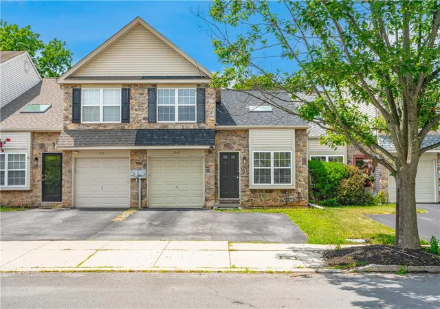 2nd image of 1040 Timberidge Ln, Lower Macungie Twp, PA 18106 | MLS# 781321