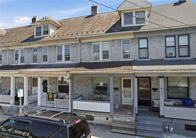 1st image of 919 Spring St, Bethlehem, PA 18018 | MLS# 781048
