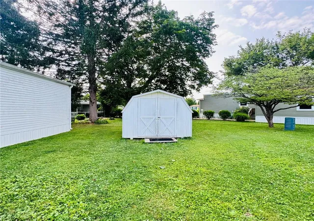 2nd image of 8982 Breinig Run Cir, Breinigsville, PA 18031 | MLS# 781348