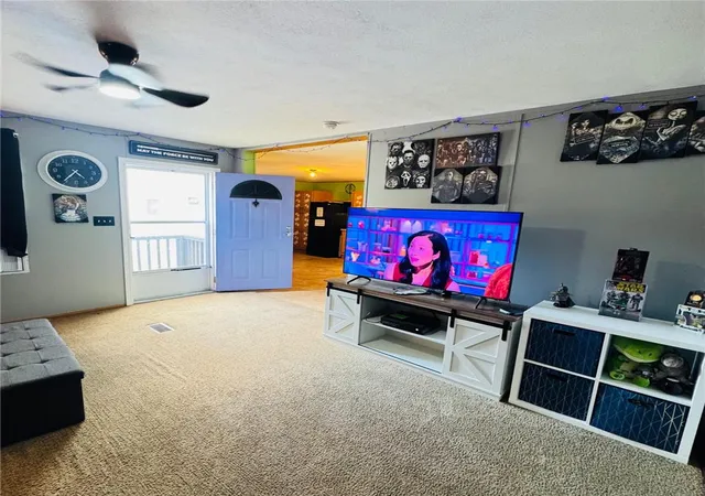 3rd image of 8982 Breinig Run Cir, Breinigsville, PA 18031 | MLS# 781348