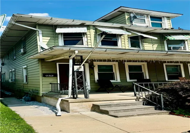 3rd image of 932 Fernwood St, Bethlehem, PA 18018 | MLS# 781226