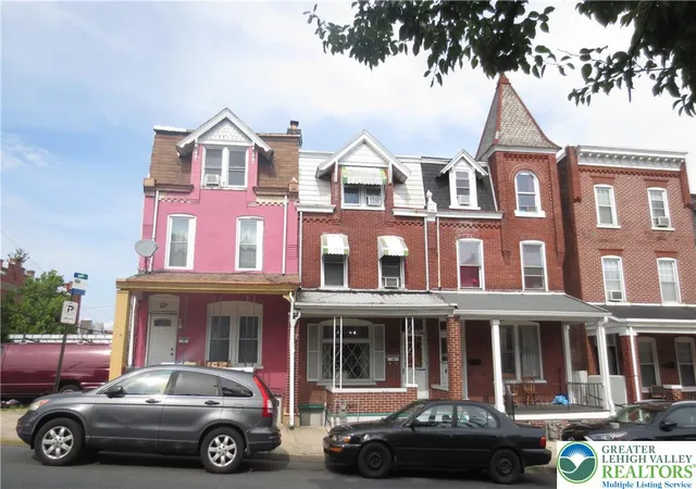 1st image of 451 N 4th St, Allentown, PA 18102 | MLS# 781367
