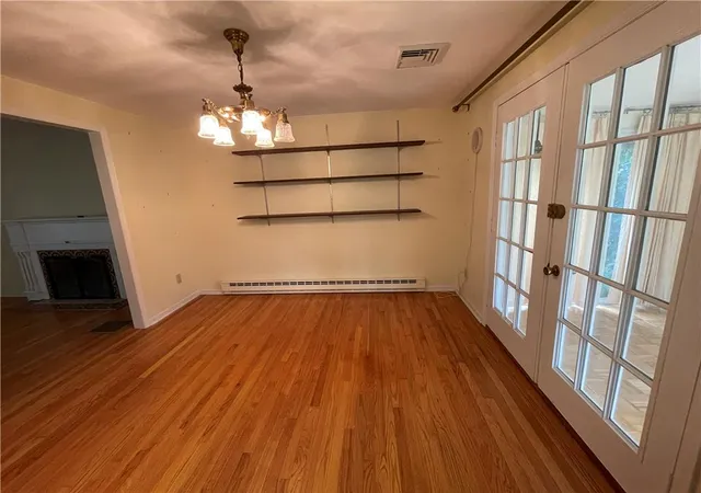 Photo 2 of Single family home for sale at 1320 Dalehurst Dr, Bethlehem, PA 18018 | MLS# 781193 | Listing updated on 2026-08-04