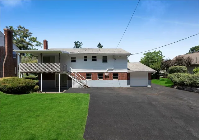 4th image of 1863 W Union Blvd, Bethlehem, PA 18018 | MLS# 781133
