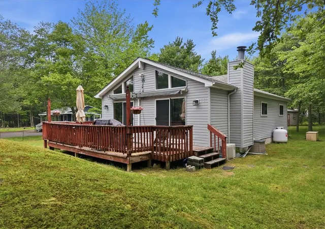 3rd image of 10 Lenape Trl, Albrightsville, PA 18210 | MLS# 781098