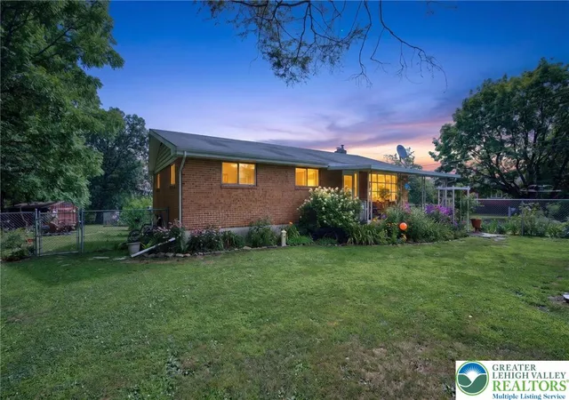 1st image of 2944 Edgewood Ct, Orefield, PA 18069 | MLS# 781274