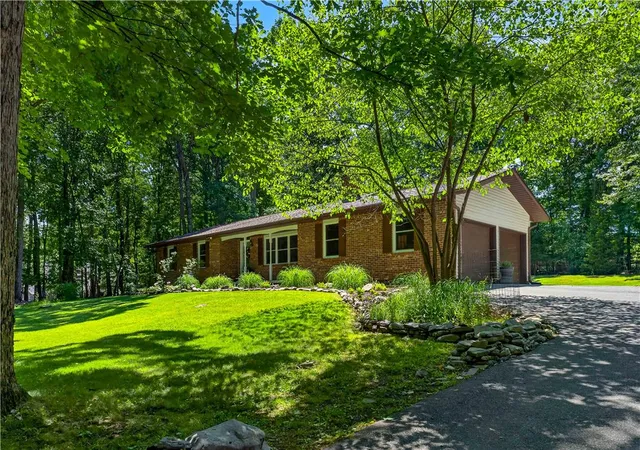1st image of 400 Ridge Cir, Cresco, PA 18326 | MLS# 781407