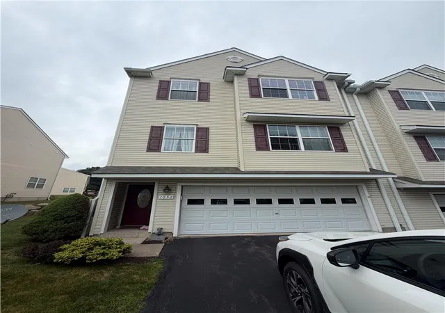 1st image of 1052 Alliance Dr, Butler Twp, PA 18202 | MLS# 781420