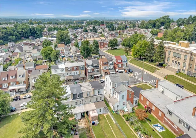 29th image of 326 E Union St, Allentown, PA 18109 | MLS# 781194