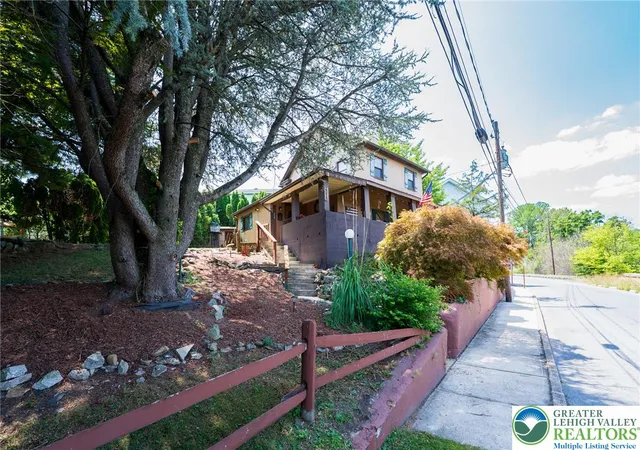 2nd image of 2020 S Lehigh Ave, Whitehall, PA 18052 | MLS# 781431