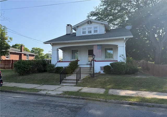 Photo 2 of Single family home for sale at 720 Keystone Ave, Bethlehem, PA 18018 | MLS# 781455 | Listing updated on 2026-09-01