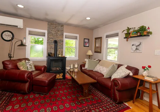 Photo 4 of Sale Pending at 145 S 15th Street, Emmaus, PA 18049 | MLS# 781461 | Listing updated on 2026-09-01