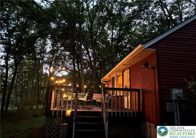Photo 2 of Sale Pending at 1281 N Rocky Mountain Rd, Effort, PA 18330 | MLS# 781476 | Listing updated on 2026-07-30