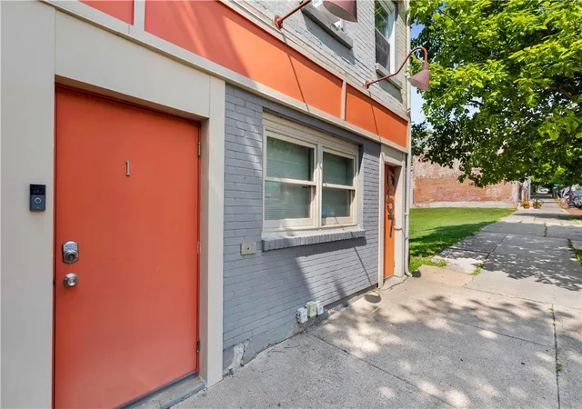 2nd image of 657 Northampton St, Easton, PA 18042 | MLS# 781500