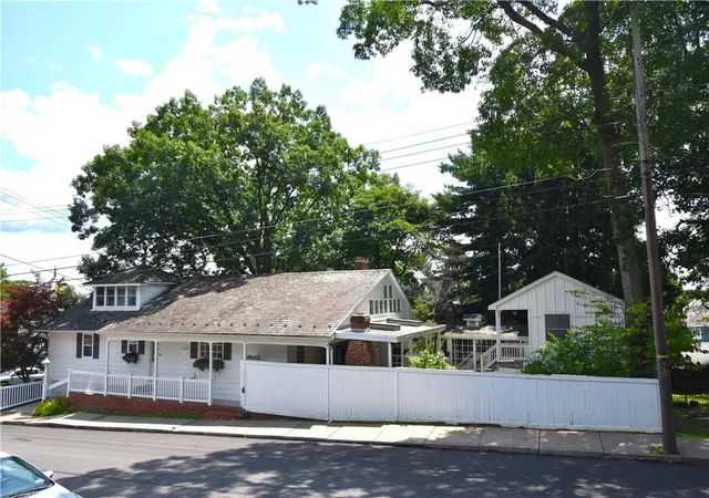 Photo 1 of Single family home for sale at 24 E Plainfield Ave, Pen Argyl, PA 18072 | MLS# 781265 | Listing updated on 2026-08-03