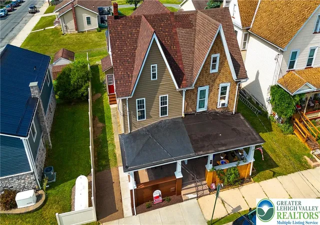 Photo 4 of Sale Pending at 334 Alum St, Lehighton, PA 18235 | MLS# 781503 | Listing updated on 2026-08-04