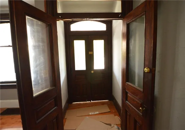 2nd image of 1402 Washington St, Easton, PA 18042 | MLS# 781368