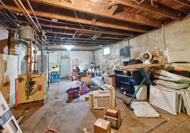 Listing Photo 2 - Condo for sale in building located at 1025 Main St, Hellertown, PA 18055 - Unit #