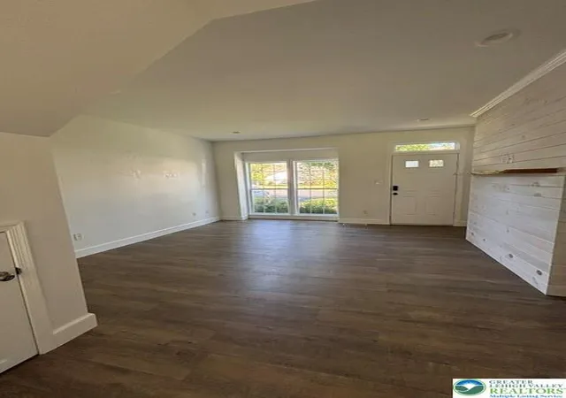 4th image of 4104 Brookside Ct, West Brunswick Twp, PA 17961 | MLS# 781621