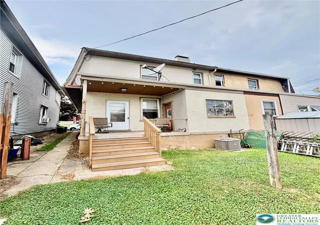 2nd image of 2404 Victor St, Easton, PA 18042 | MLS# 781528