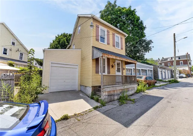 2nd image of 703 Canning St, Bethlehem, PA 18015 | MLS# 781527