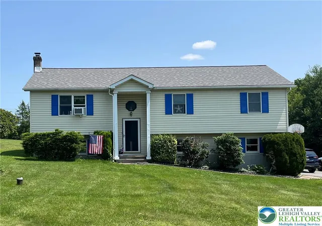 Photo 1 of Sale Pending at 122 Corinne Ct, Effort, PA 18330 | MLS# 781551 | Listing updated on 2026-09-01
