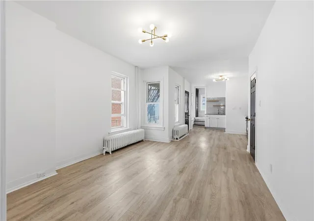 Listing Photo 5 - Condo for sale in building located at 225 N Fulton St, Allentown, PA 18102