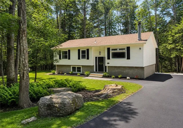 Photo 1 of Single family home for sale at 103 Deep Holw Dr, Greentown, PA 18426 | MLS# 781637 | Listing updated on 2026-08-05
