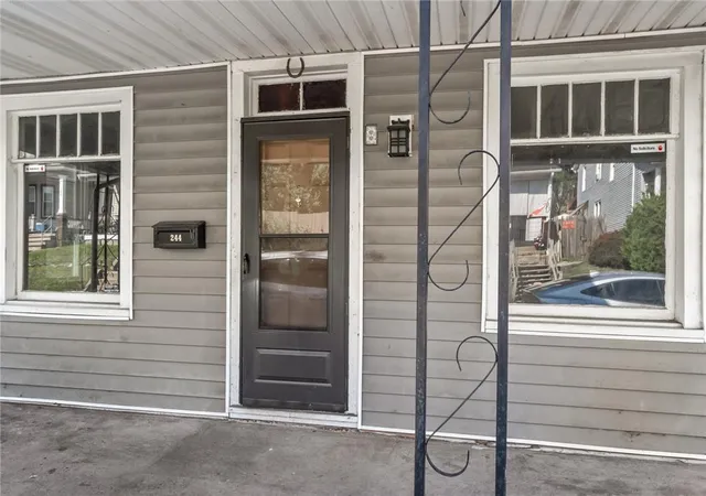 Photo 3 of Single family home for sale at 244 S Main St, Bangor, PA 18013 | MLS# 781559 | Listing updated on 2026-07-28