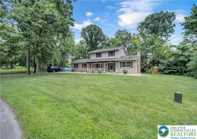 Photo 1 of Single family home for sale at 228 Woodland Dr, Nazareth, PA 18064 | MLS# 781577 | Listing updated on 2026-07-31