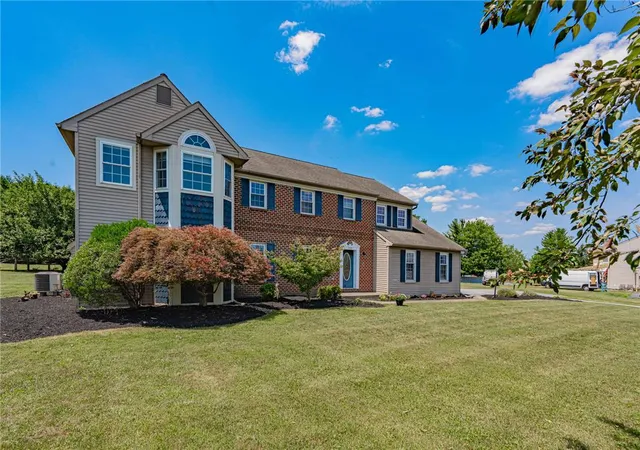 2nd image of 948 Brookside Rd #rear, Lower Macungie Twp, PA 18106 | MLS# 781175