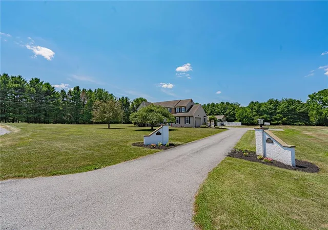 4th image of 948 Brookside Rd #rear, Lower Macungie Twp, PA 18106 | MLS# 781175
