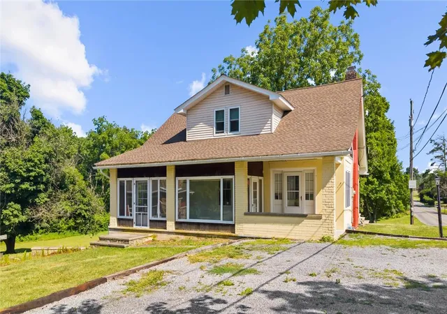 4th image of 4149 Coplay Creek Rd, North Whitehall Twp, PA 18078 | MLS# 781652