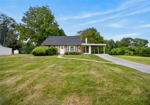 2nd image of 3123 Orefield Rd, Allentown, PA 18104 | MLS# 781120