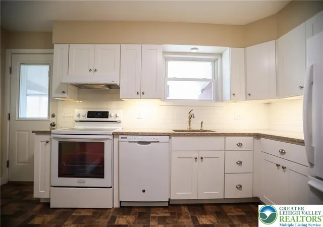 5th image of 632 W Greenleaf St, Emmaus Boro, PA 18049 | MLS# 781579