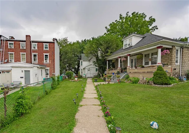 42nd image of 111 Lachenour Ave, Easton, PA 18042 | MLS# 780321
