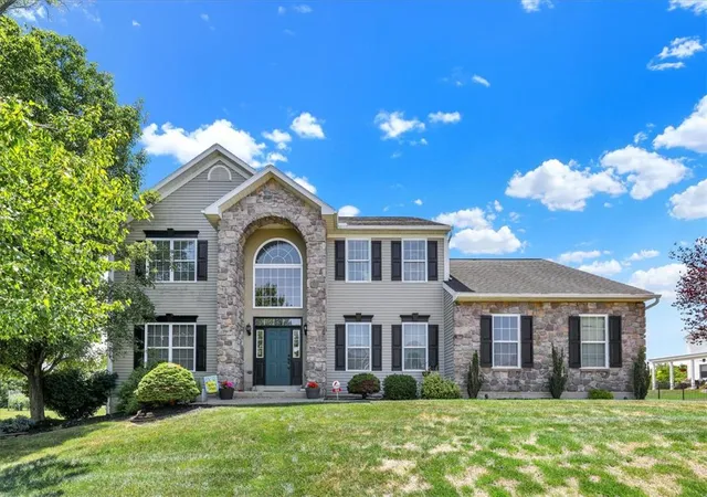1st image of 104 Regent St, Blandon, PA 19510 | MLS# 781719