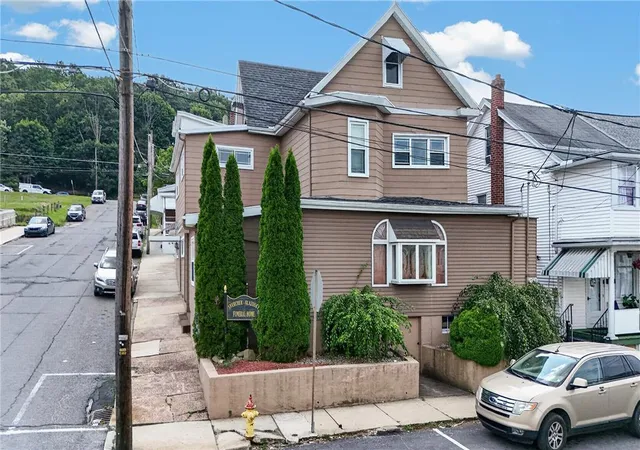 1st image of 340 E Bertsch, Lansford Boro, PA 18232 | MLS# 781599