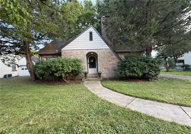 1st image of 2714 Broad St, Easton, PA 18045 | MLS# 781573