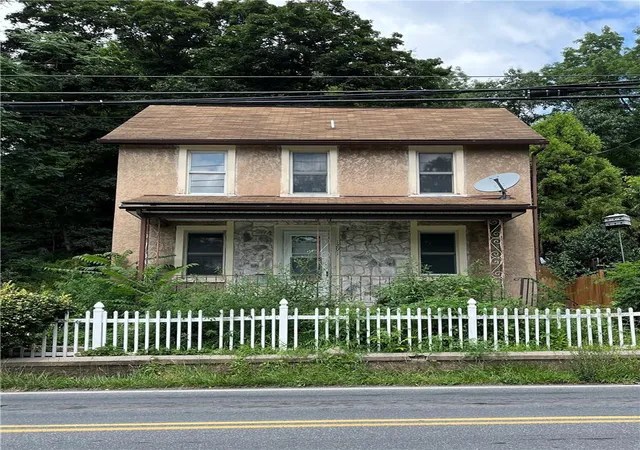 1st image of 1291 Seidersville Rd, Lower Saucon Twp, PA 18015 | MLS# 781757