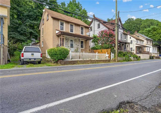 2nd image of 1291 Seidersville Rd, Bethlehem, PA 18015 | MLS# 781757
