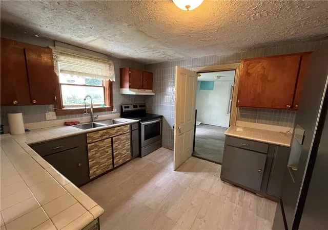 5th image of 1291 Seidersville Rd, Lower Saucon Twp, PA 18015 | MLS# 781757