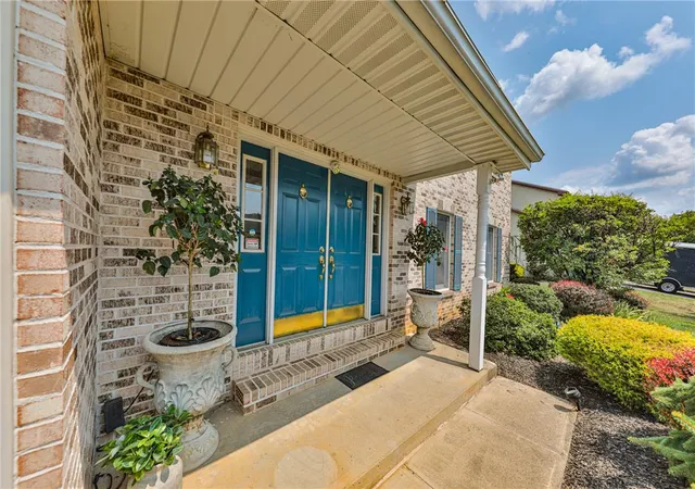 4th image of 1227 Fairmont St, Whitehall Twp, PA 18052 | MLS# 781699