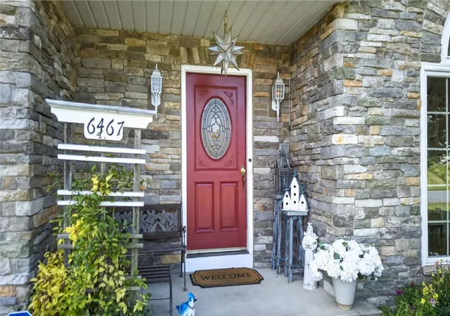5th image of 6467 Abbey Rd, Wind Gap, PA 18091 | MLS# 781664