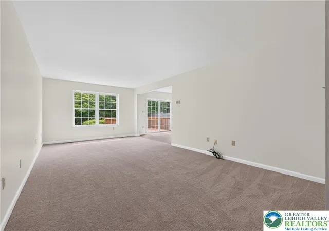 2nd image of 2886 Sequoia Dr, Macungie, PA 18062 | MLS# 781168